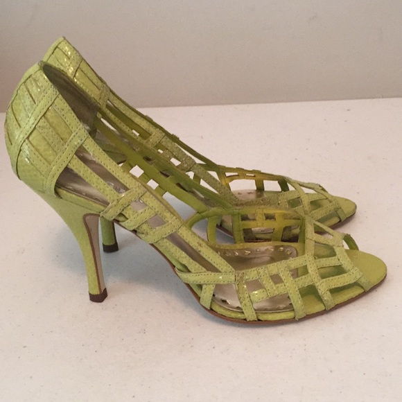 BCBGirls cage peep toe shoes - Picture 5 of 7